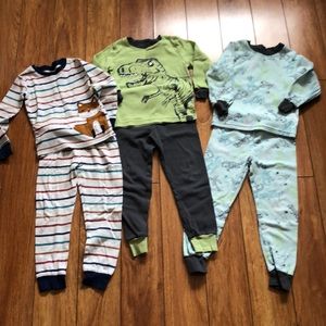 Toddler Boys Pyjamas size 5
